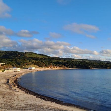 Апартаменты Sardegna Isola Rossa Casa Mirta Vista Mare E Wifi Экстерьер фото