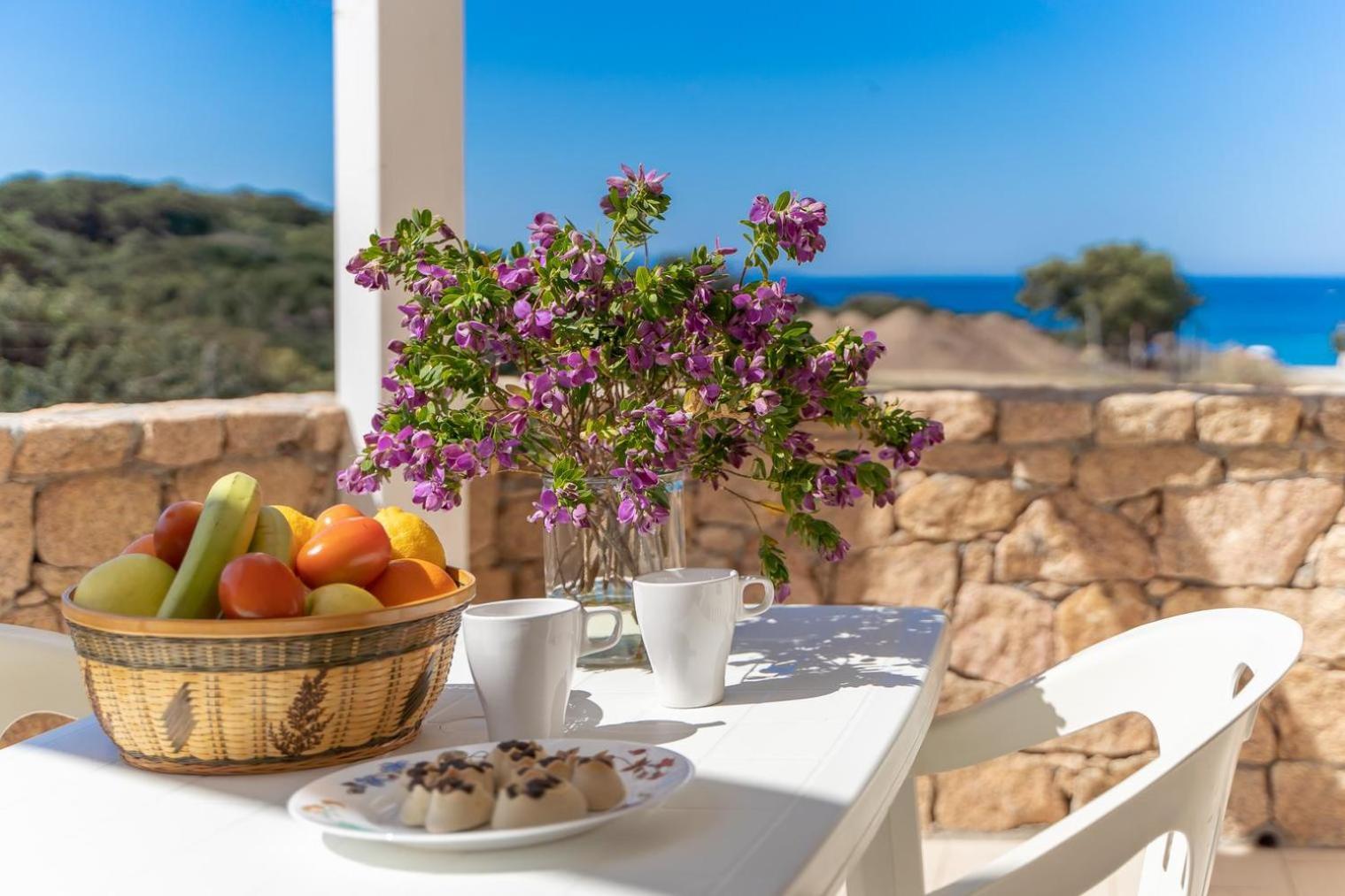 Апартаменты Sardegna Isola Rossa Casa Mirta Vista Mare E Wifi Экстерьер фото